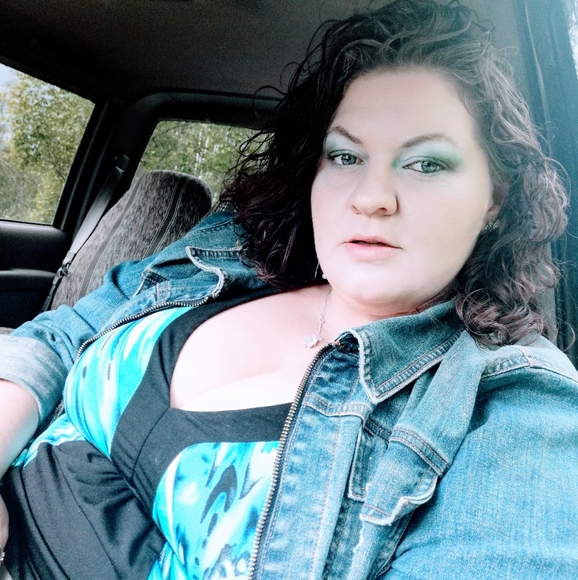 Meet your Posher, Michelle - Picture 4 of 4